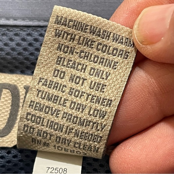 Duluth Trading Co Mens Fishing Shirt No Fly Zone Long Sleeves Size Large - Picture 7 of 7